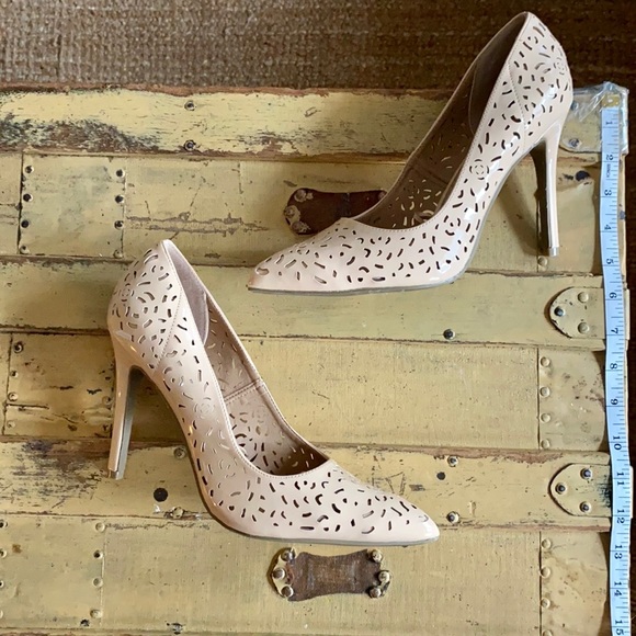 REPORT NUDE LEATH LASER CUT POINT HIGH HEELS 8.5 W - Picture 3 of 12